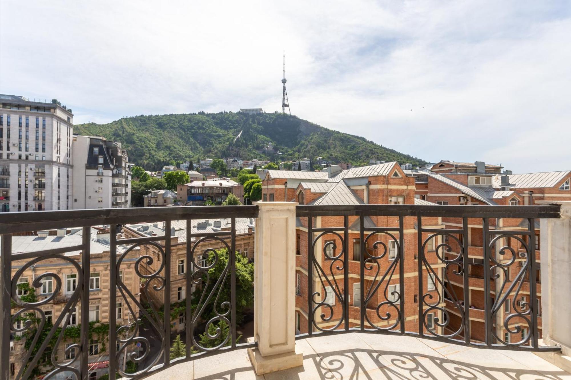 Cosy Apartment In The City Centre 트빌리시 외부 사진